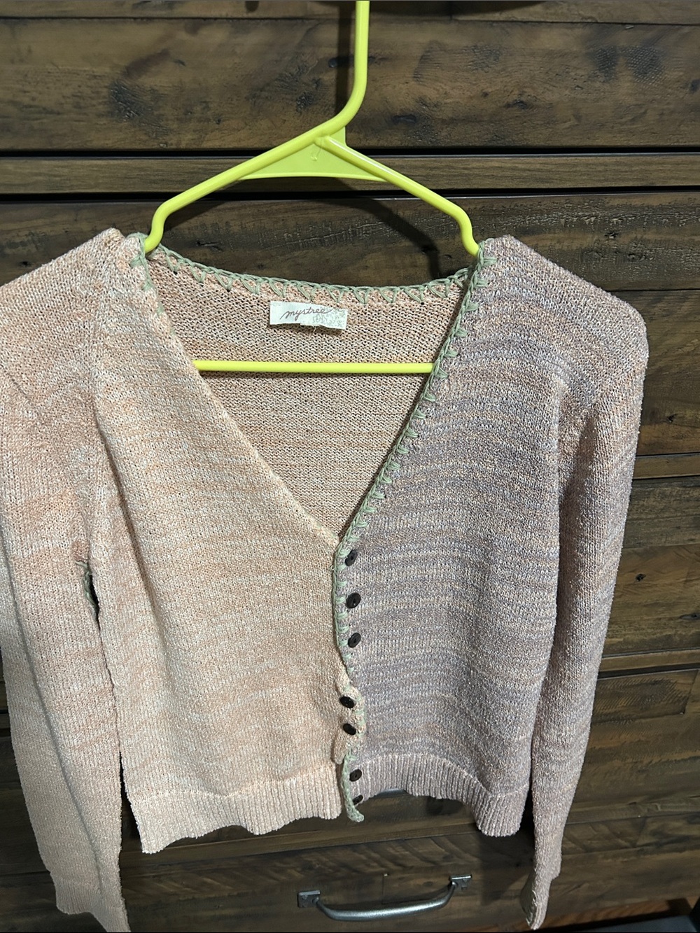 Mystree Peach & Mauve Knit V-Neck Cardigan. asymmetric buttons. Beachy.